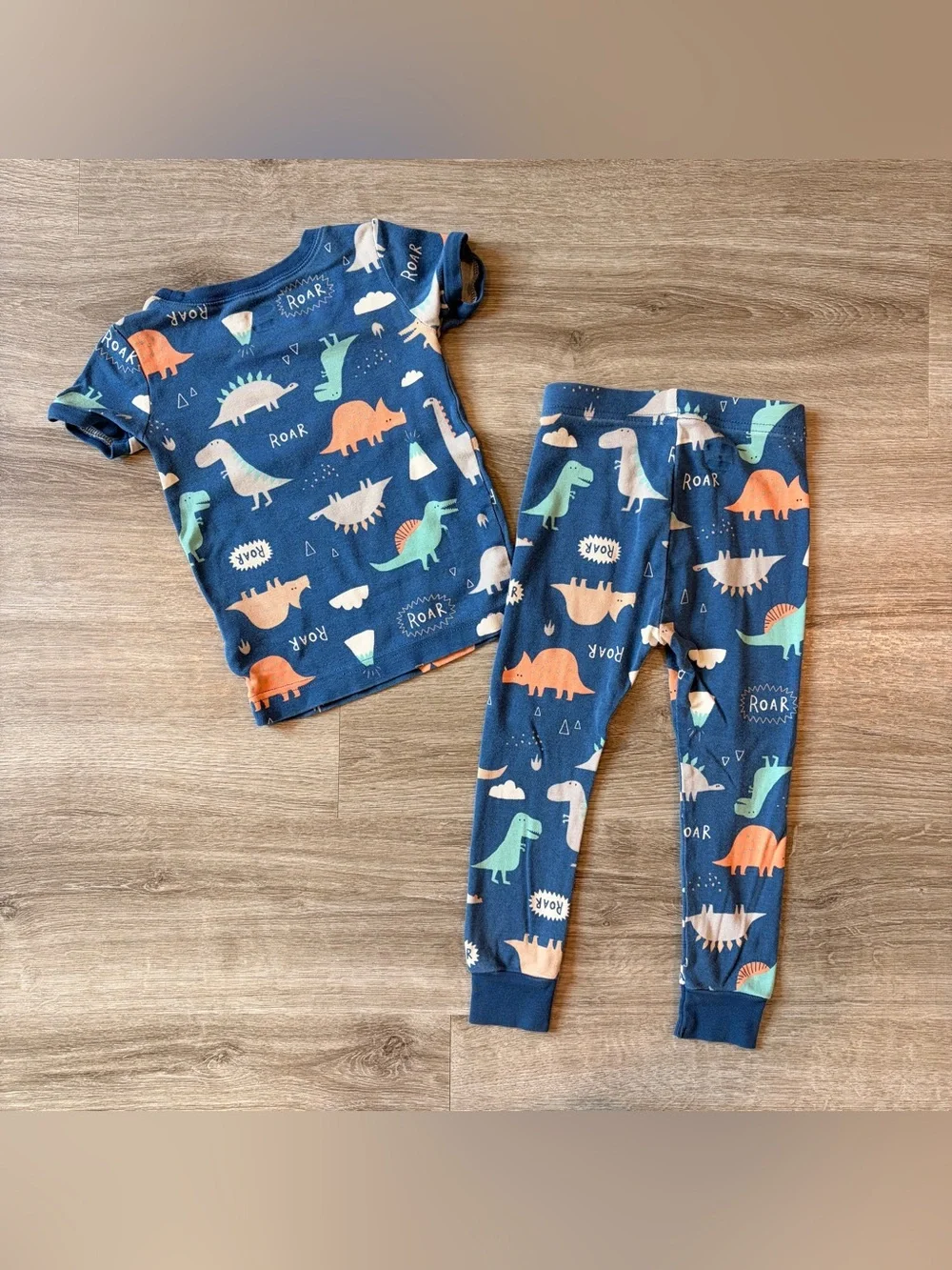 Old Navy toddler boys dinosaur print pajama set